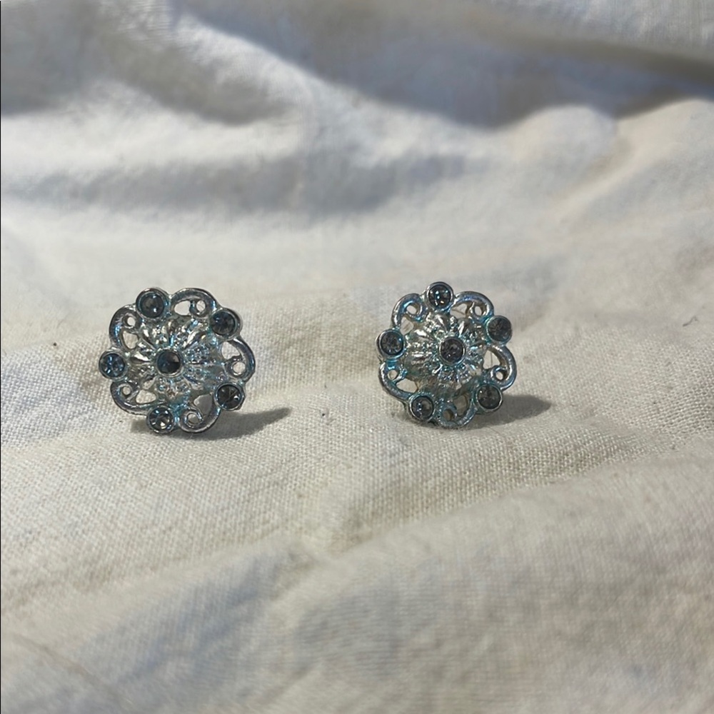 Elegant Silver and Rhinestone Stud Earrings